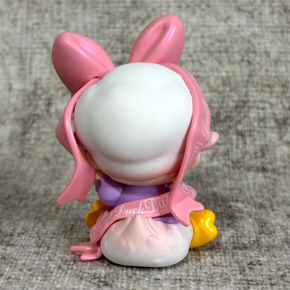 Pop Mart Dimoo World x Disney Series - Daisy's Gift - Picture 5 of 8